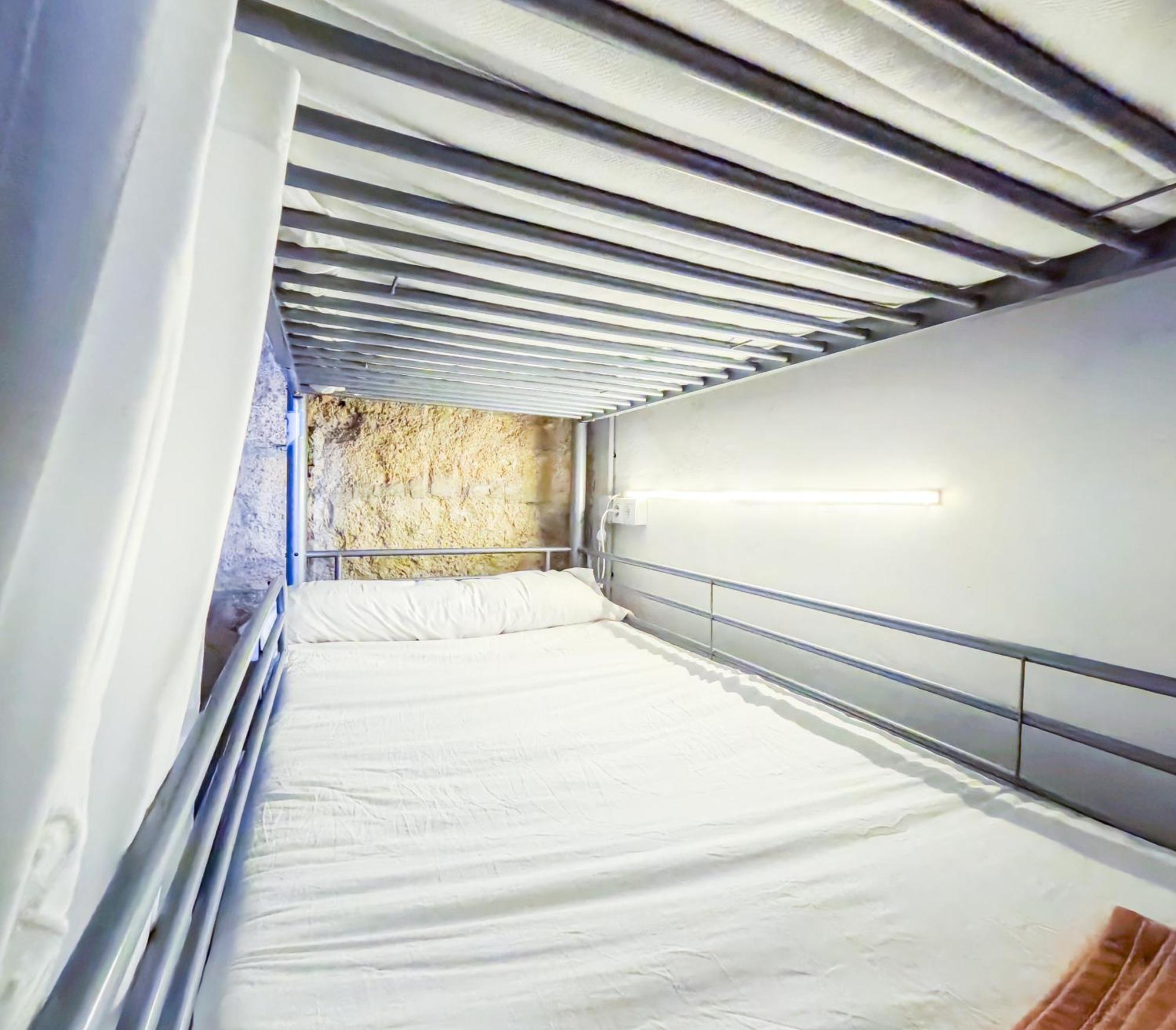 אל מדאנו Ashavana Nest Hostel חדר תמונה