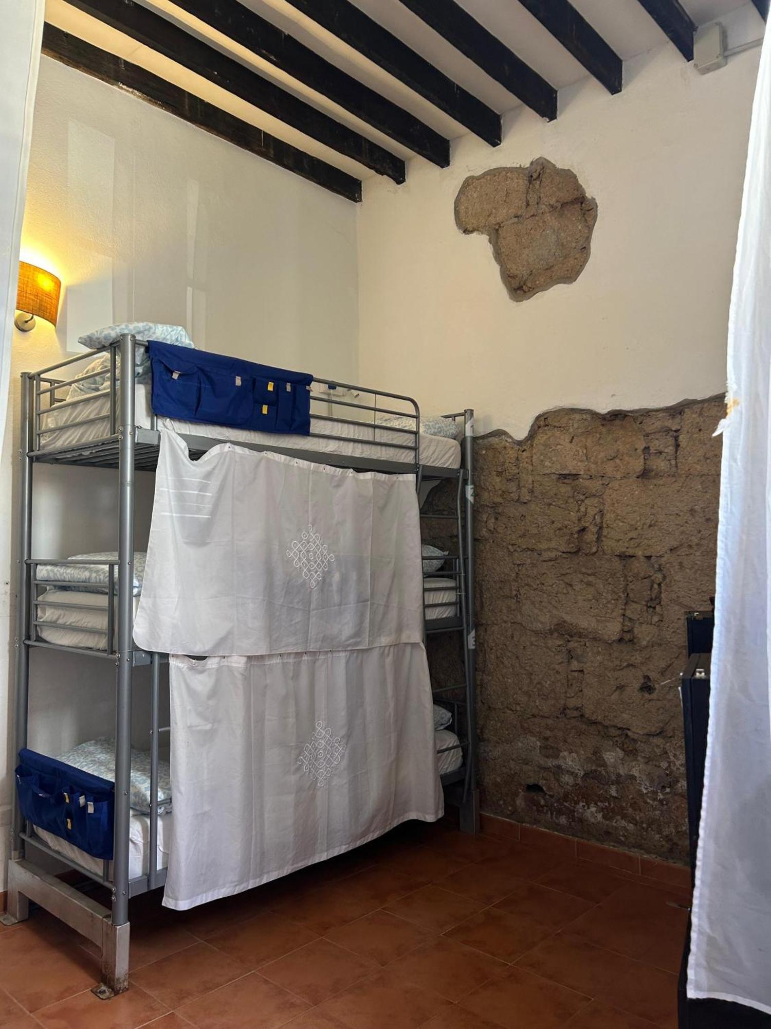 אל מדאנו Ashavana Nest Hostel חדר תמונה